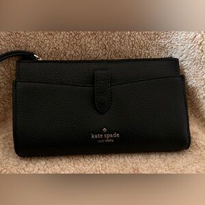 NWT Brand New Kate Spade Leila Wristlet